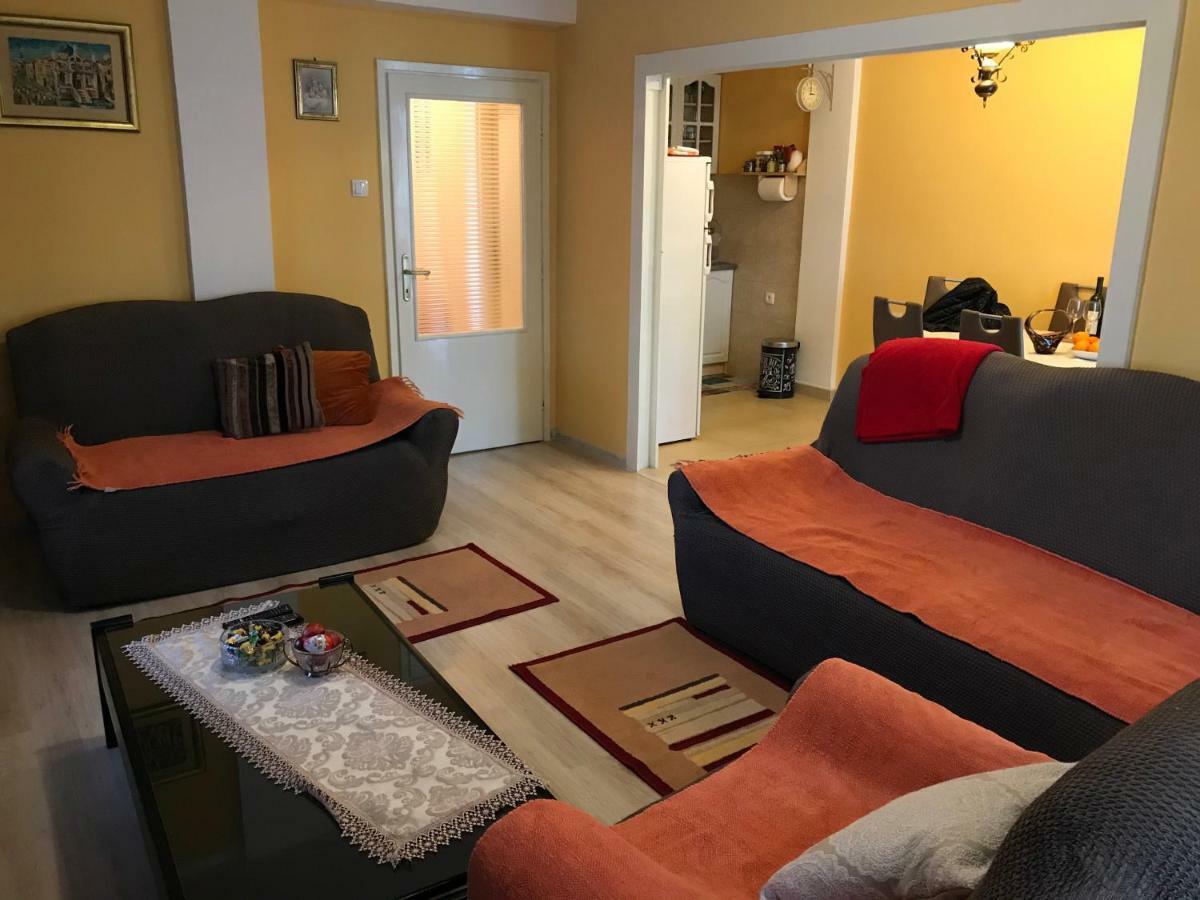 Apartment S&T Tivat Buitenkant foto