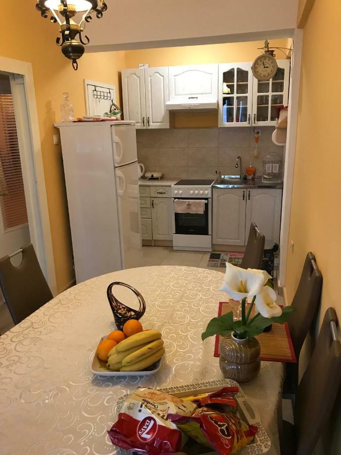 Apartment S&T Tivat Buitenkant foto